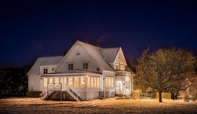 Villa Bro