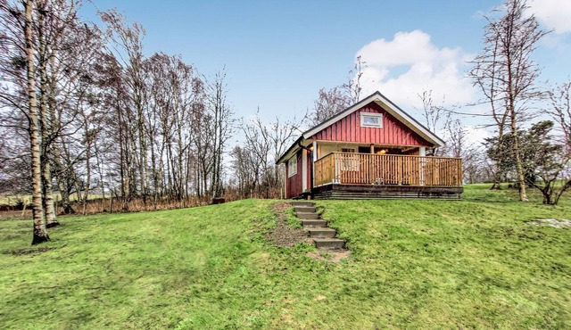 Welcome to this attractive vacation home with a beautiful view of the countryside!