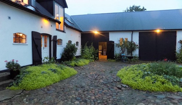 Wingårdhs B&B Österlen