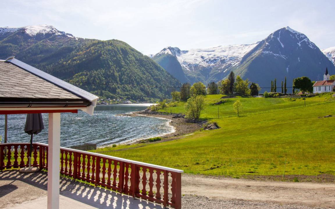 Photo of Others in Balestrand