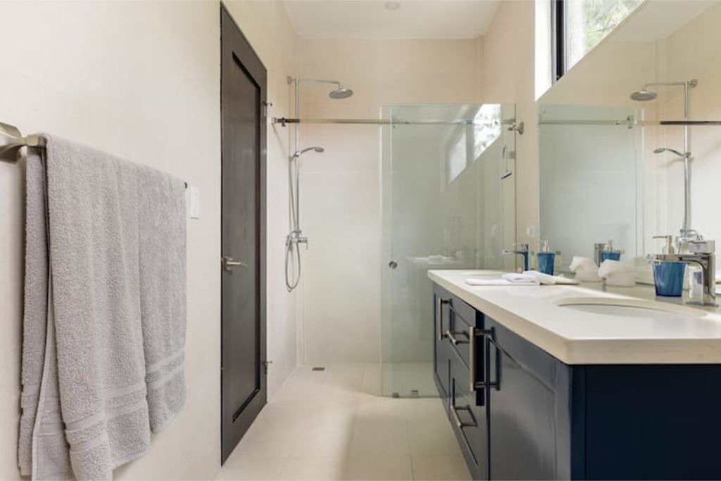 Photo of Bathroom in Playa Flamingo