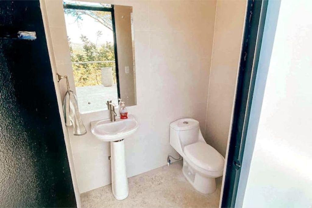 Photo of Bathroom in Playa Flamingo
