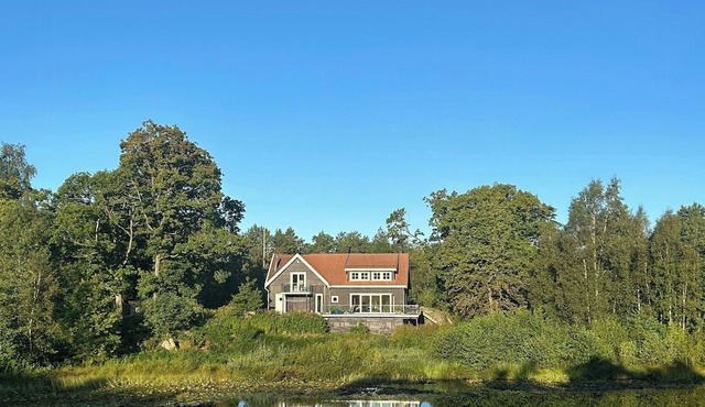 Idyllic farm with access to boathouse and jetty