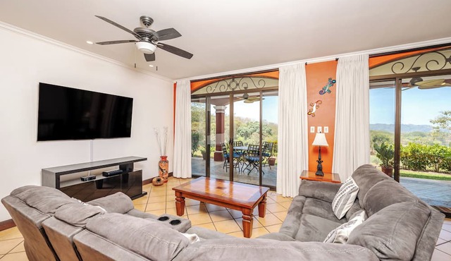 Charming ground-floor condo Bougainvillea 8105 Reserva Conchal